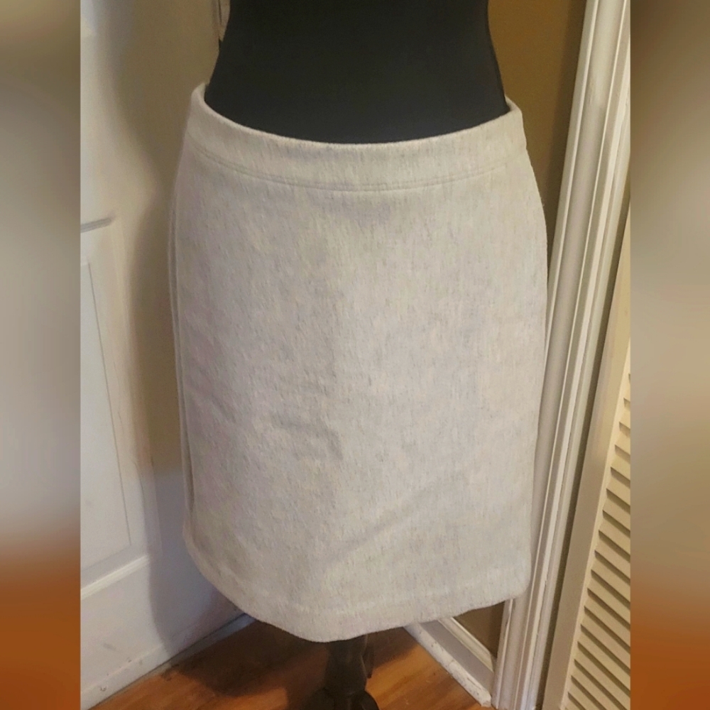 J. Crew Mercantile Light Grey Wool Blend Pencil Skirt, Size 4